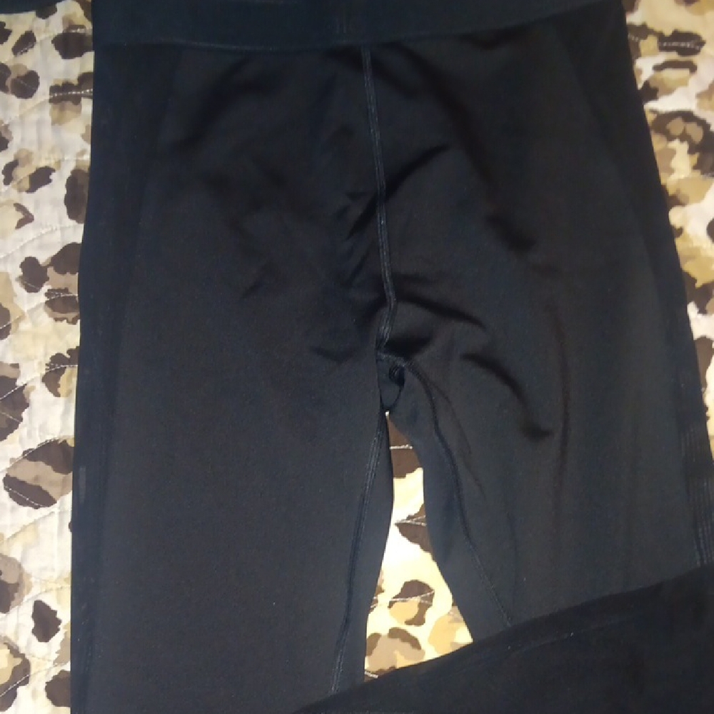 ALO Yoga Black Leggings